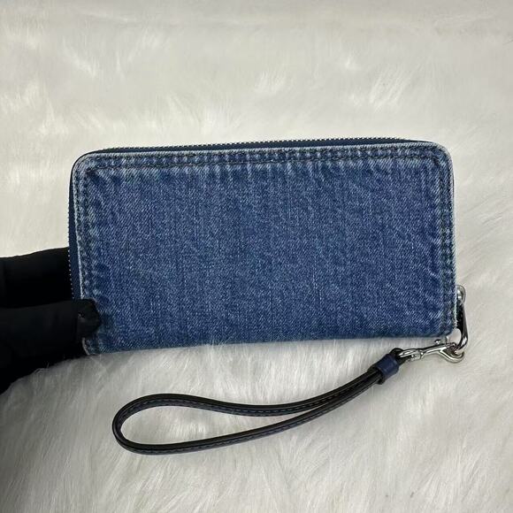 Coach Long Zip Around Wallet Wristlet In Silver /Indigo Denim CAO79 NWT - Picture 2 of 7
